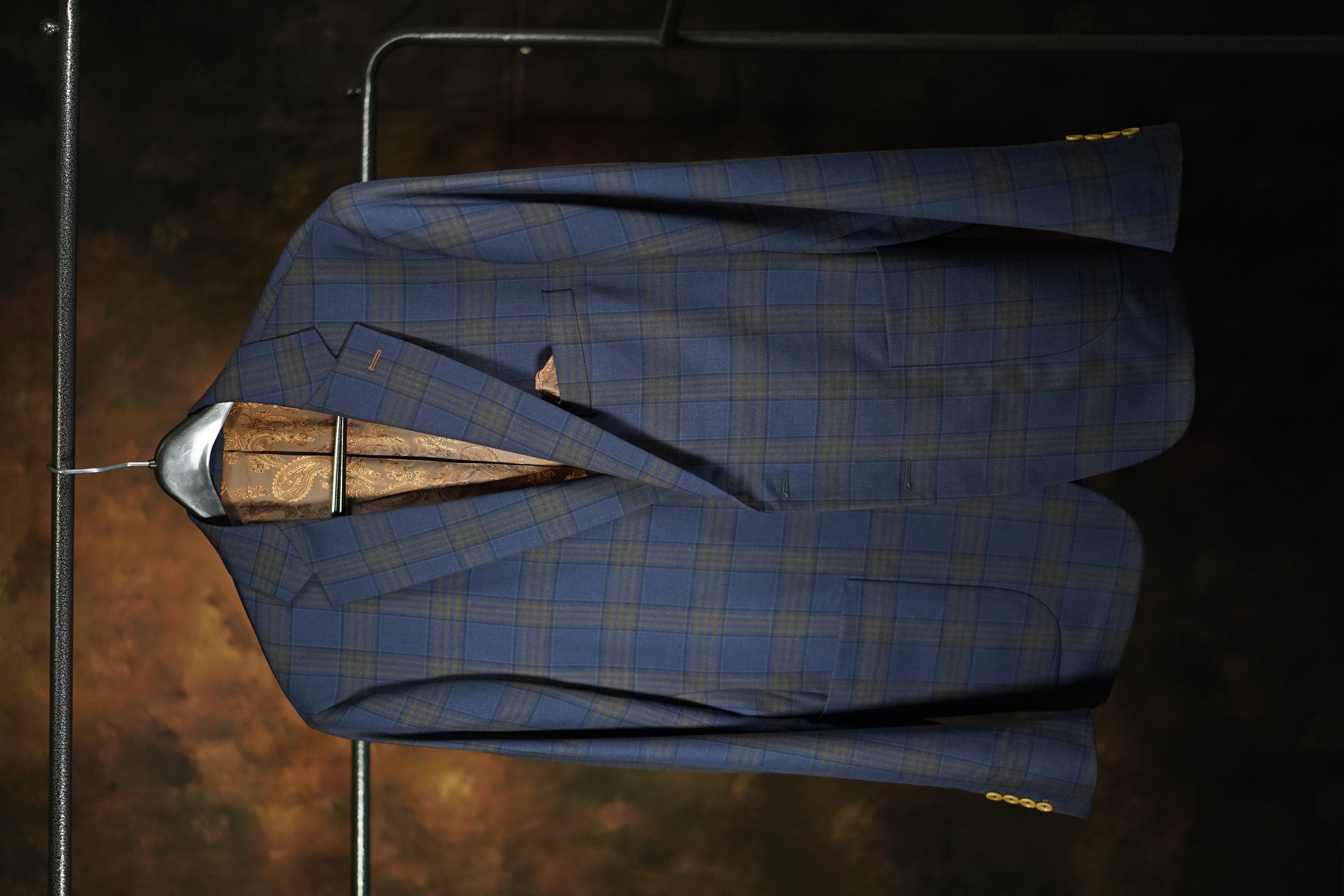 Custom sport coat detail